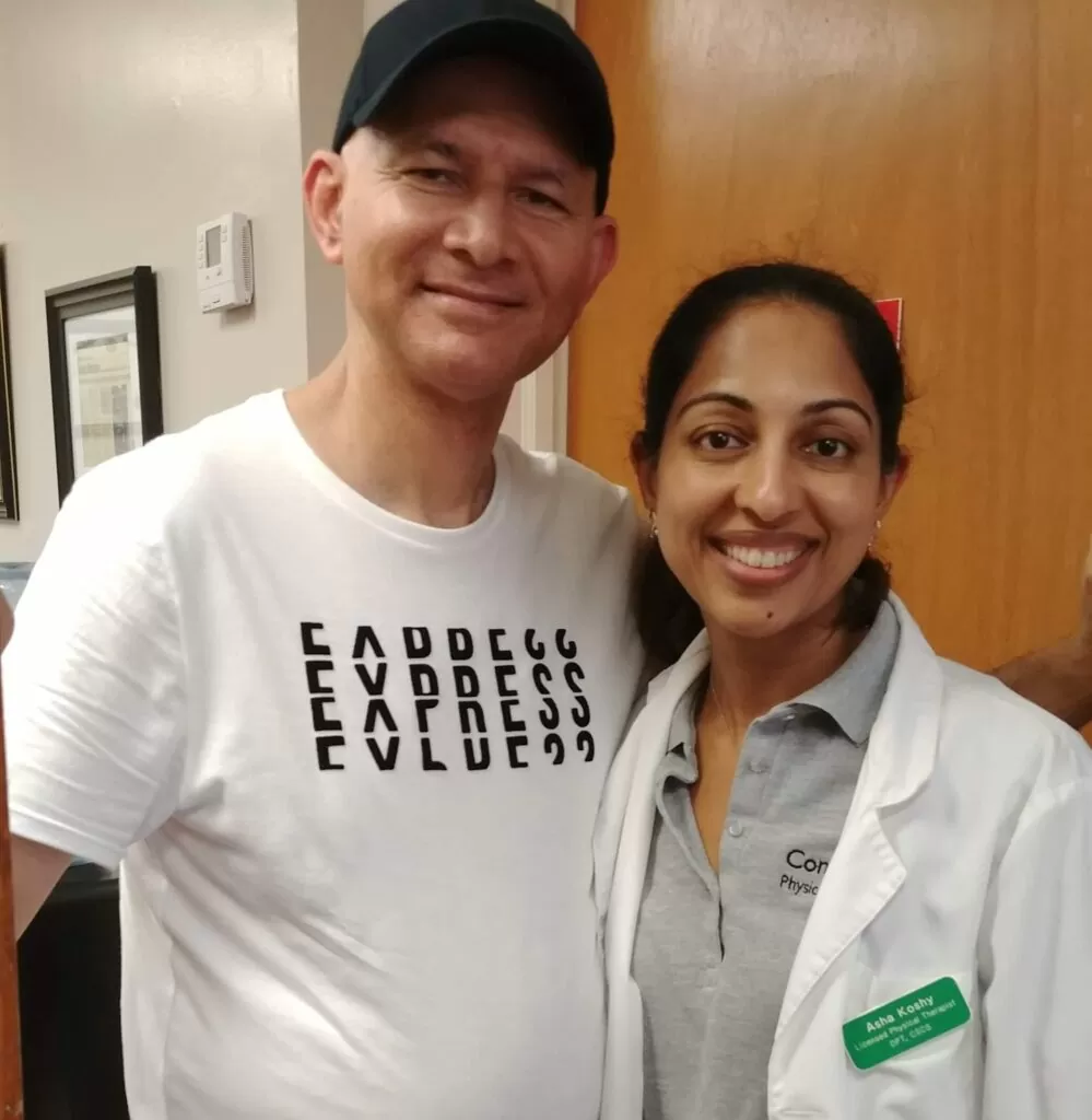 elizabeth physical therapy specialist dr. asha pumarada and knee pain patient Rubin